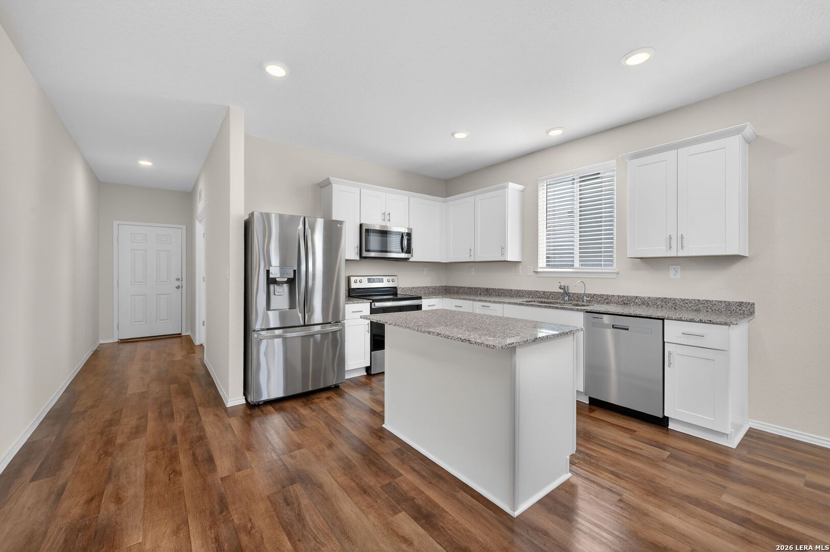 6811 Ashcat Converse, TX 78109 - Photo 6 of 23