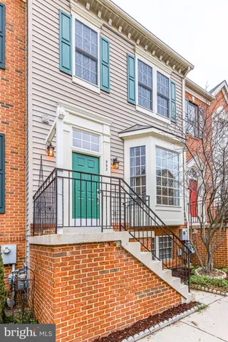 $3,800 | 953 Harrison Circle, Alexandria, VA 22304