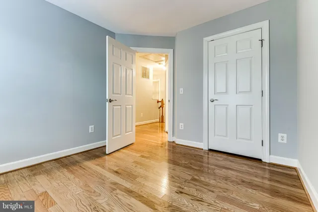 $3,800 | 953 Harrison Circle, Alexandria, VA 22304