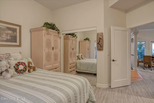 $1,230,000 | 1880 East Grandview Drive, Coeur D'Alene, ID 83815