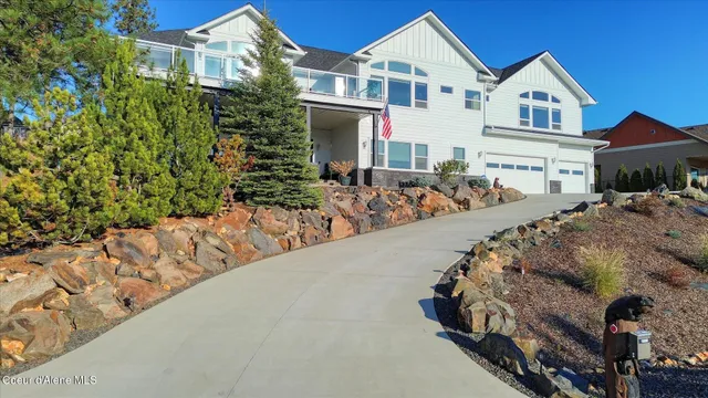 $1,230,000 | 1880 East Grandview Drive, Coeur D'Alene, ID 83815