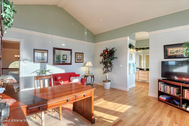 $1,230,000 | 1880 East Grandview Drive, Coeur D'Alene, ID 83815