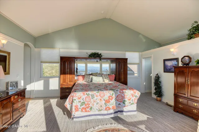 $1,230,000 | 1880 East Grandview Drive, Coeur D'Alene, ID 83815