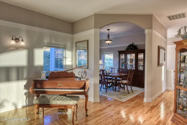 $1,230,000 | 1880 East Grandview Drive, Coeur D'Alene, ID 83815