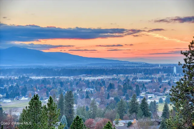 $1,230,000 | 1880 East Grandview Drive, Coeur D'Alene, ID 83815