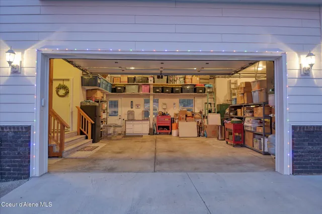 $1,230,000 | 1880 East Grandview Drive, Coeur D'Alene, ID 83815