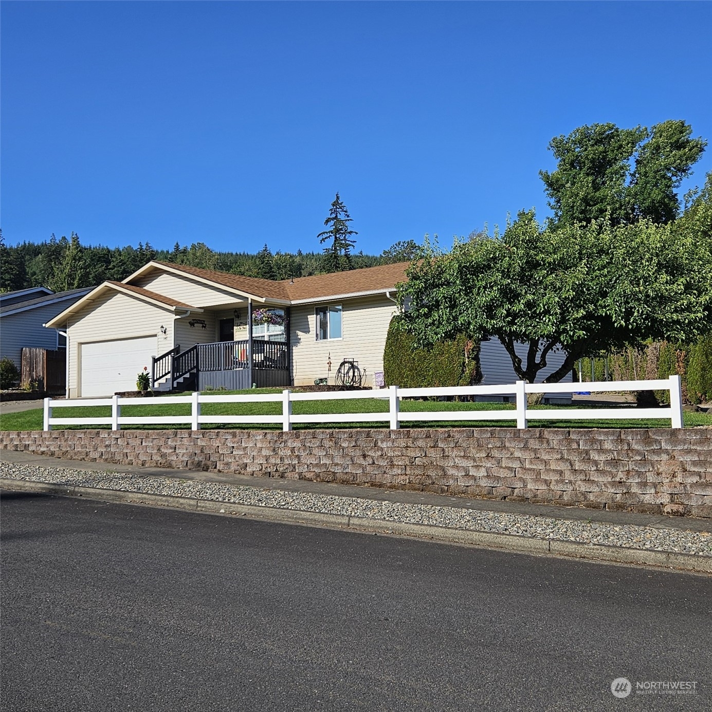 148 Graystone Road Kalama, WA 98625 - Photo 1 of 20 Gallery Image 1