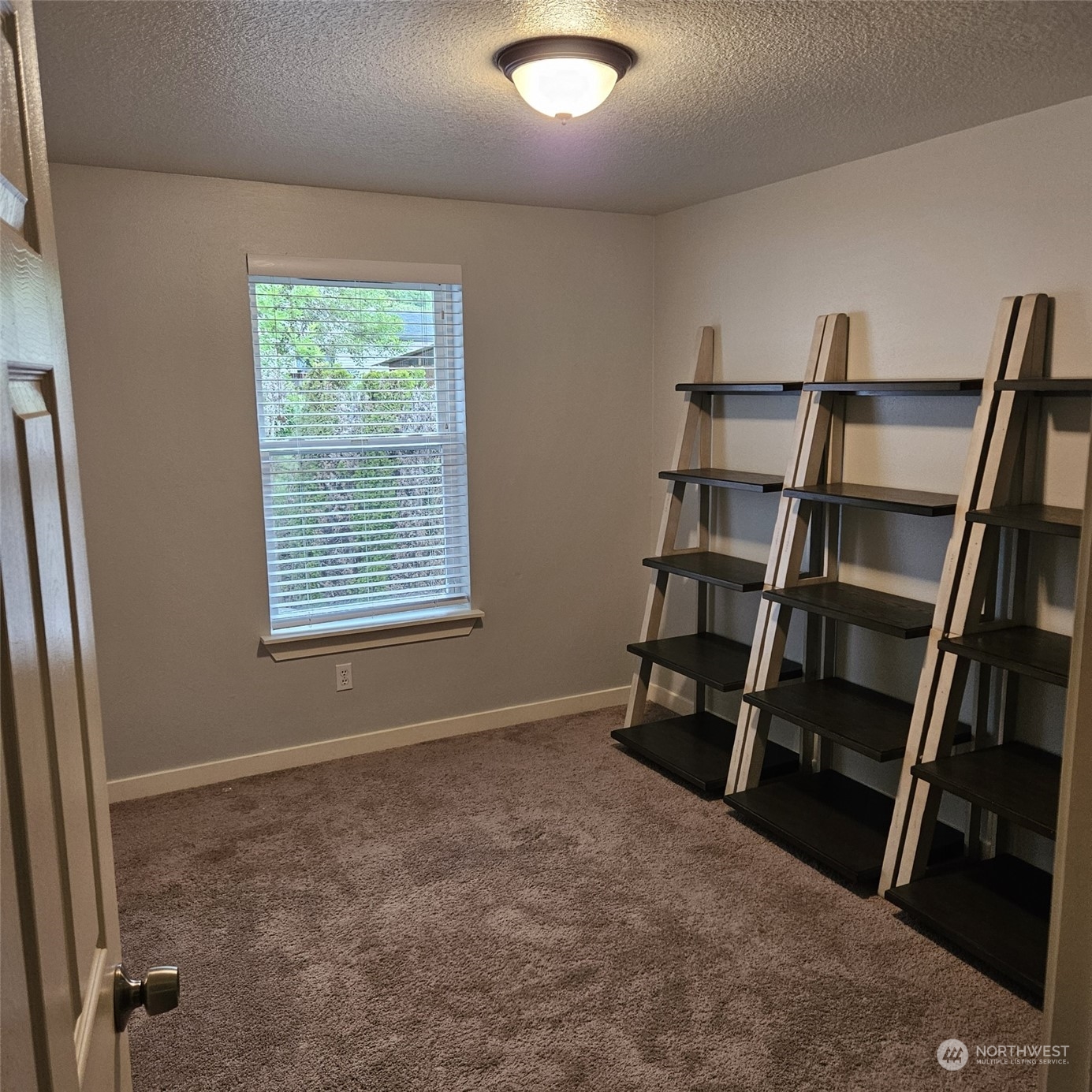 148 Graystone Road Kalama, WA 98625 - Photo 13 of 20 Gallery Image 13