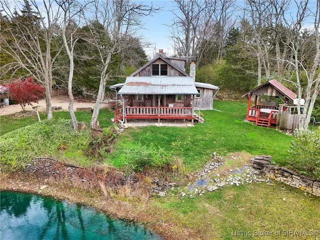 $459,000 | 2945 North Greenbrier Road, Madison, IN 47250