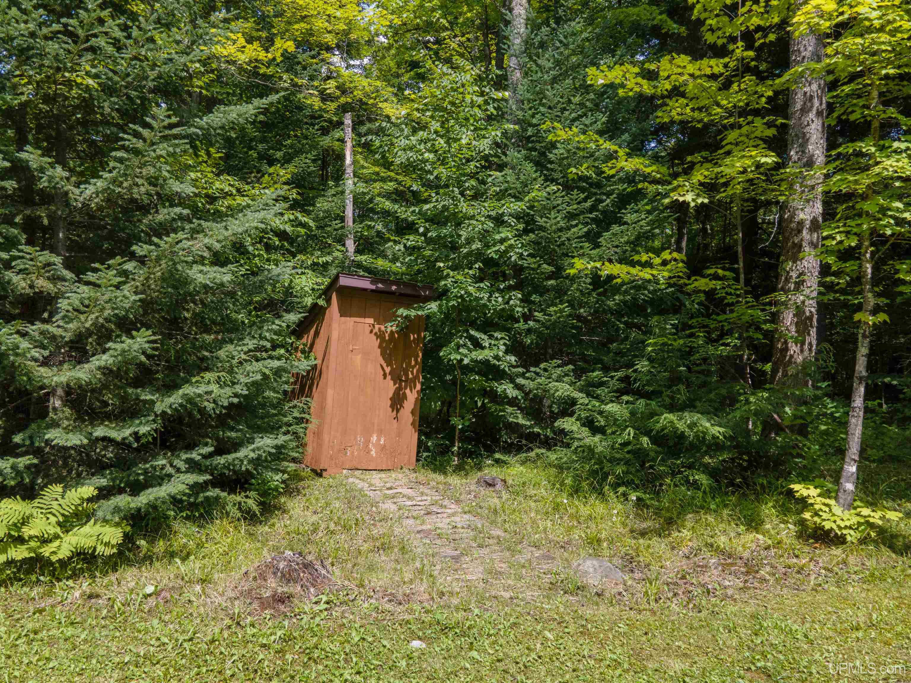 436 Federal Forest 3920 Road Iron River, MI 49935 - Photo 18 of 20
