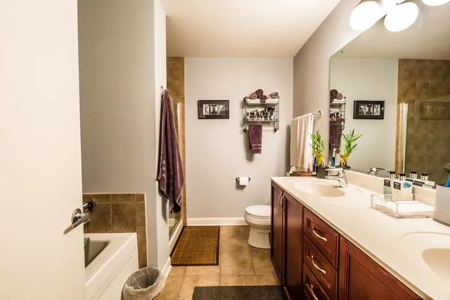 $2,900 | 451 West Huron Street, Unit 1311, Chicago, IL 60654