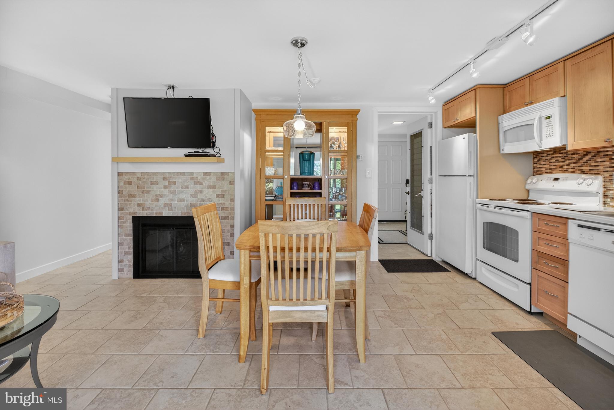11 Newbold Square, Unit 11 Rehoboth Beach, DE 19971 - Photo 12 of 21