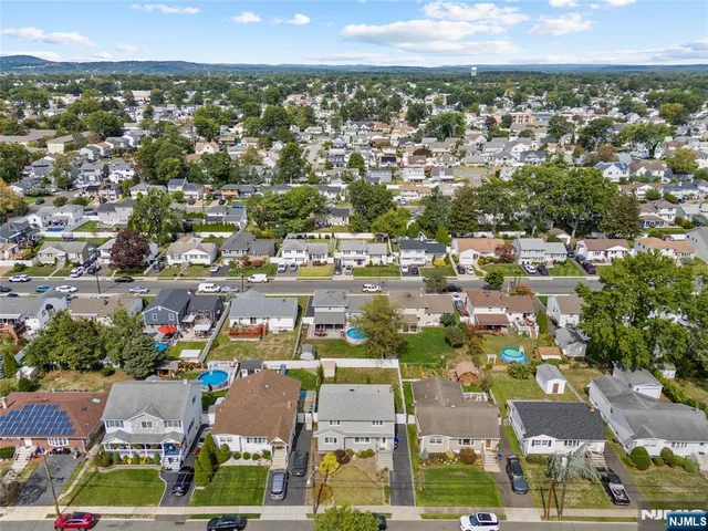 $5,000 | 213 Colonial Avenue, Saddle Brook, NJ 07663