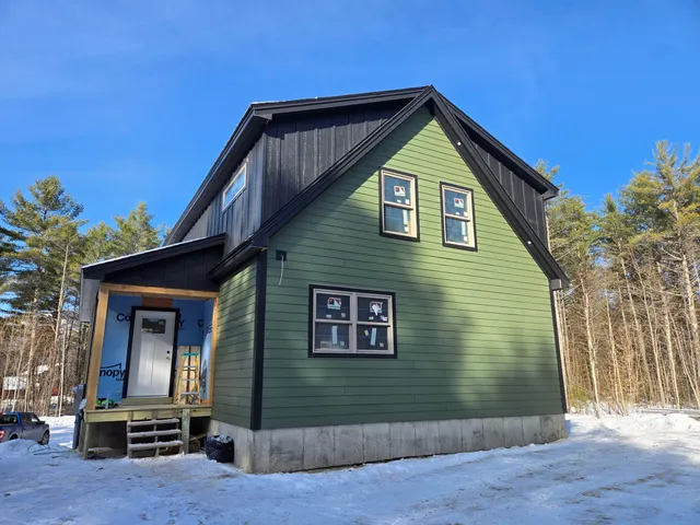 $729,000 | 8 Pine Haven, Bethel, ME 04217
