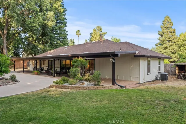 a outdoor space with a sitting space