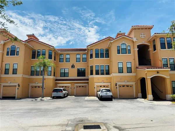 $1,800 | 2721 Via Murano, Unit 324, Clearwater, FL 33764