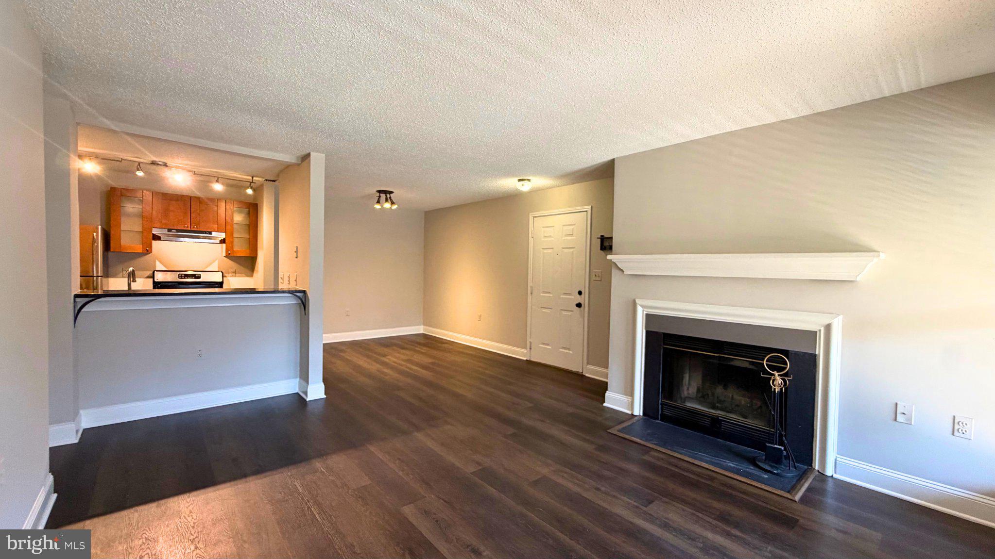 20979 Timber Ridge Terrace, Unit 204 Ashburn, VA 20147 - Photo 3 of 13 Gallery Image 3