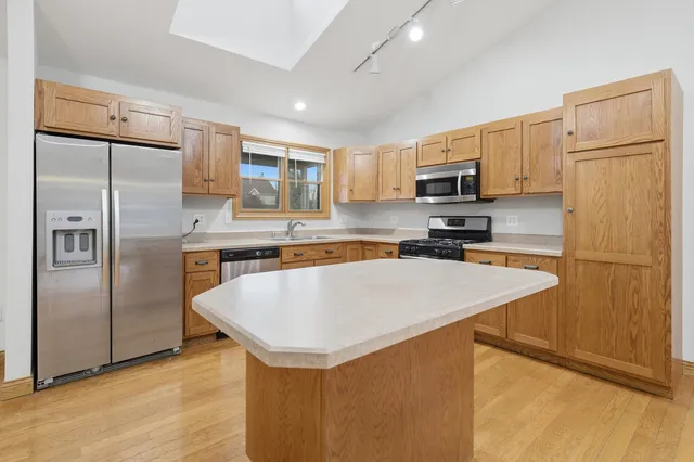 $379,900 | 4 Jr Drive, Sandwich, IL 60548