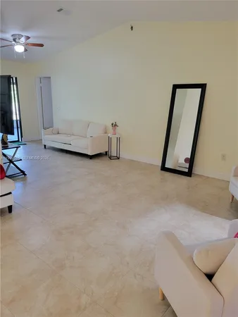 $325,000 | 1014 South Canal Boulevard, Sebring, FL 33870