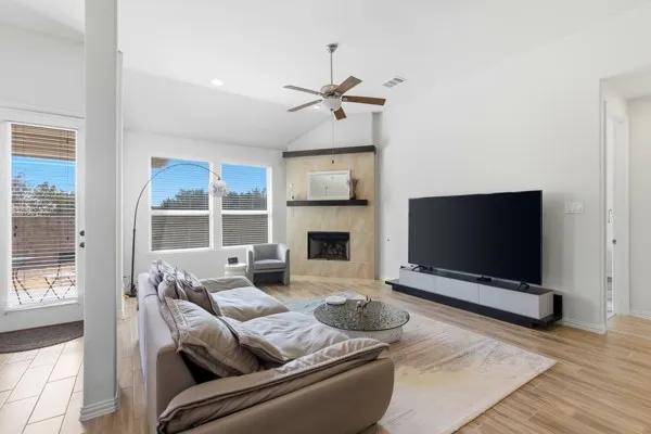 $2,700 | 4140 Novella Cove, Leander, TX 78641