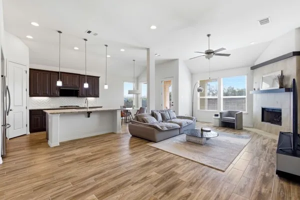 $2,700 | 4140 Novella Cove, Leander, TX 78641