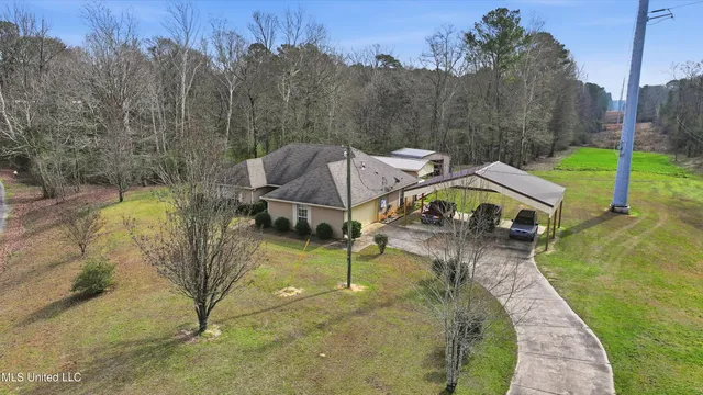 $260,000 | 263 Charlie James Road, Mendenhall, MS 39114