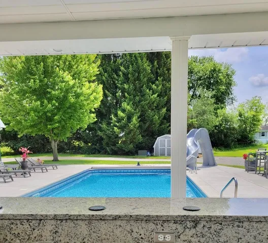 $742,500 | 7904 Highway 129, Versailles, IN 47042