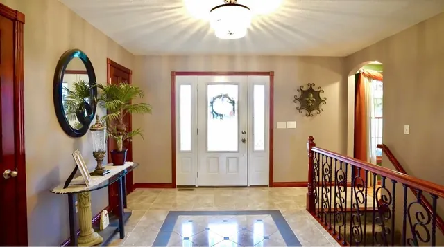 $742,500 | 7904 Highway 129, Versailles, IN 47042