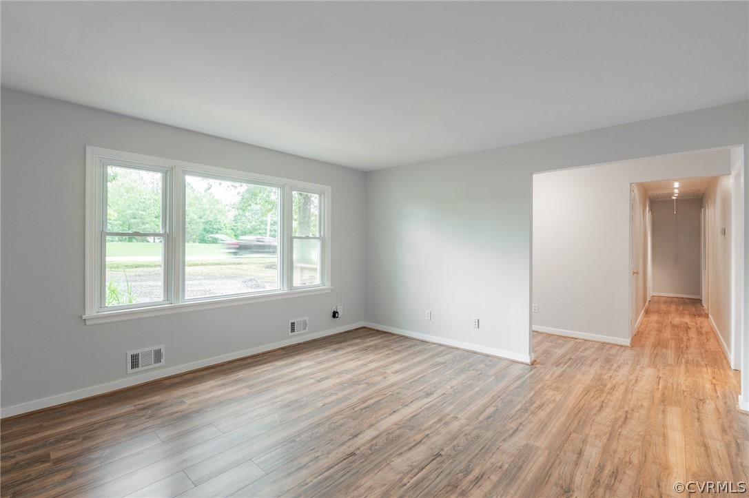 5406 Claypoint Road Midlothian, VA 23112 - Photo 17 of 41