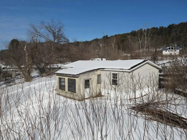 $225,000 | 2095 Highway 14, Sharon, VT 05065