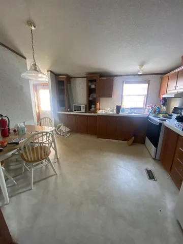 $225,000 | 2095 Highway 14, Sharon, VT 05065