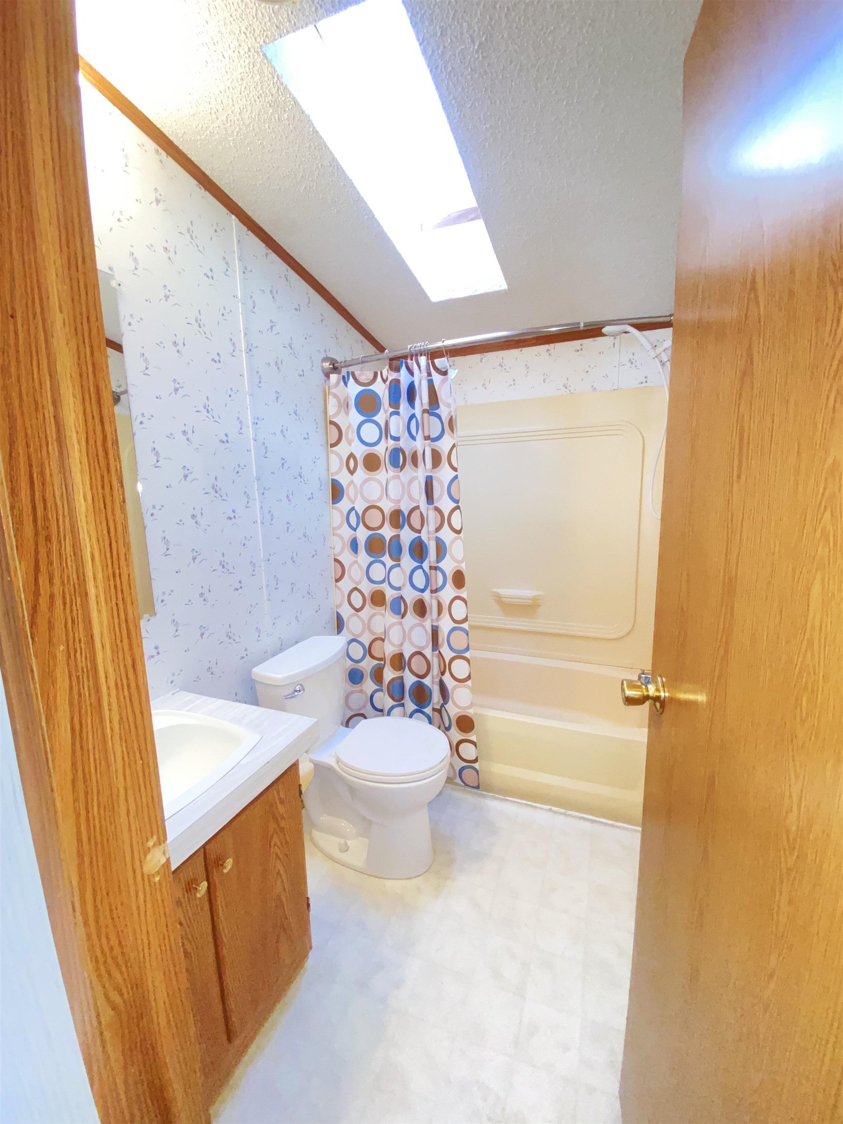 2095 Highway 14 Sharon, VT 05065 - Photo 9 of 21