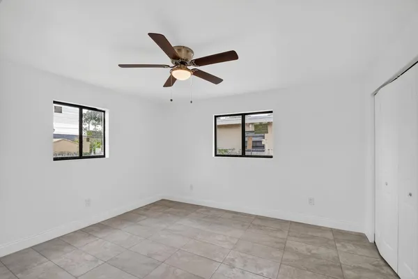 $2,500 | 917 West 2nd Street, Riviera Beach, FL 33404