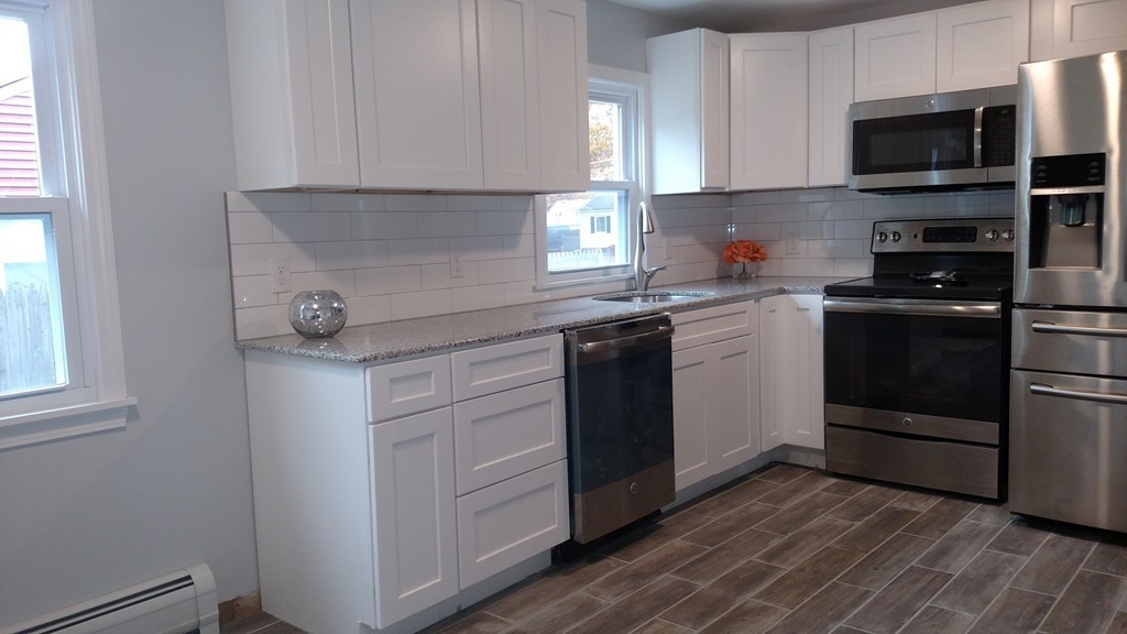 104 Bretton Road Springfield, MA 01119 - Photo 4 of 11