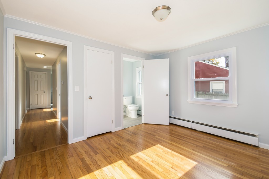 104 Bretton Road Springfield, MA 01119 - Photo 8 of 11