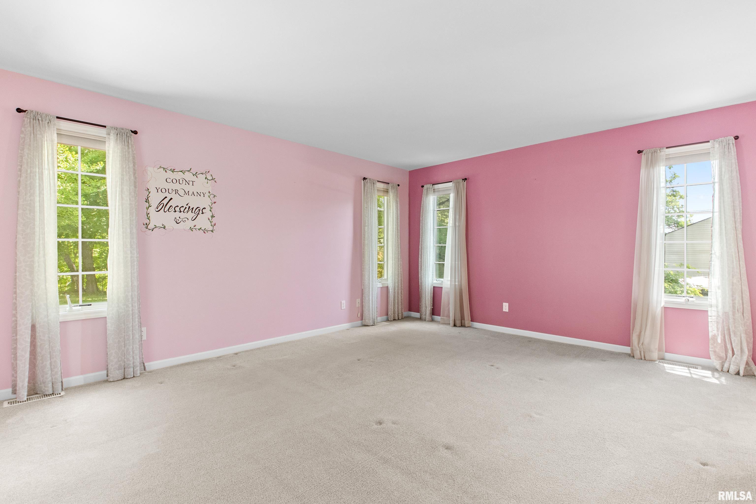 6012 North Wickwood Road Peoria, IL 61614 - Photo 26 of 50