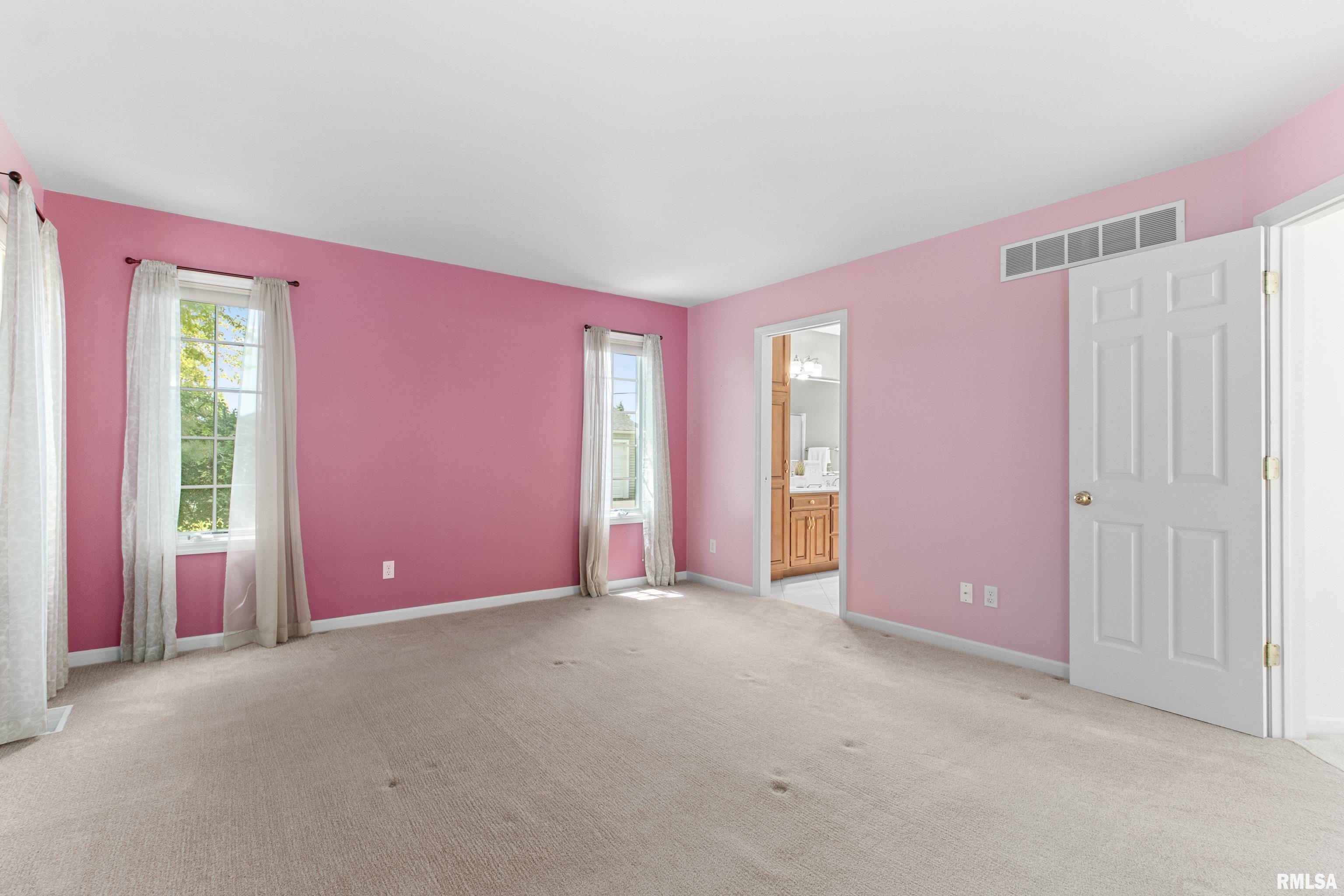 6012 North Wickwood Road Peoria, IL 61614 - Photo 27 of 50