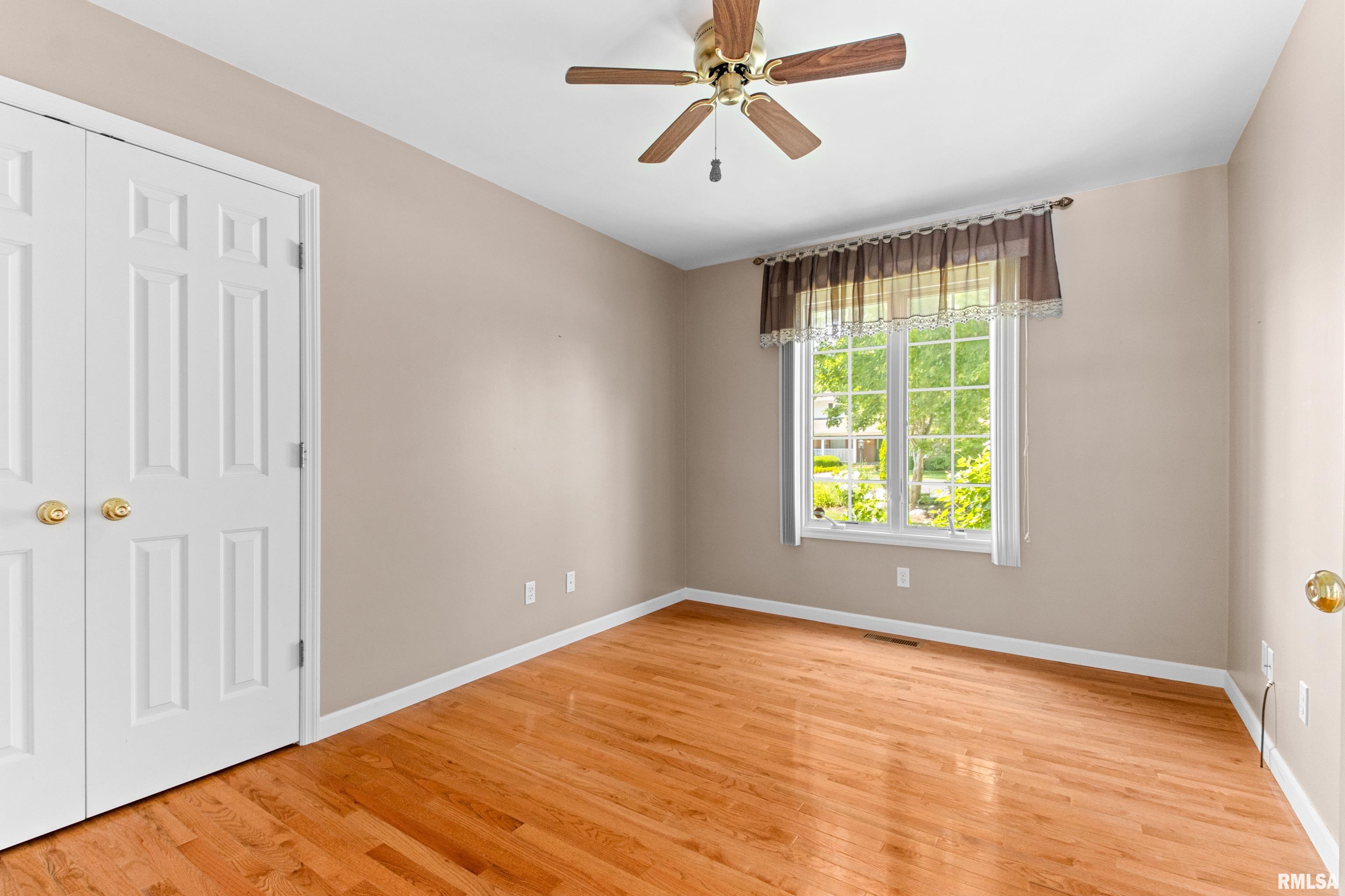 6012 North Wickwood Road Peoria, IL 61614 - Photo 32 of 50