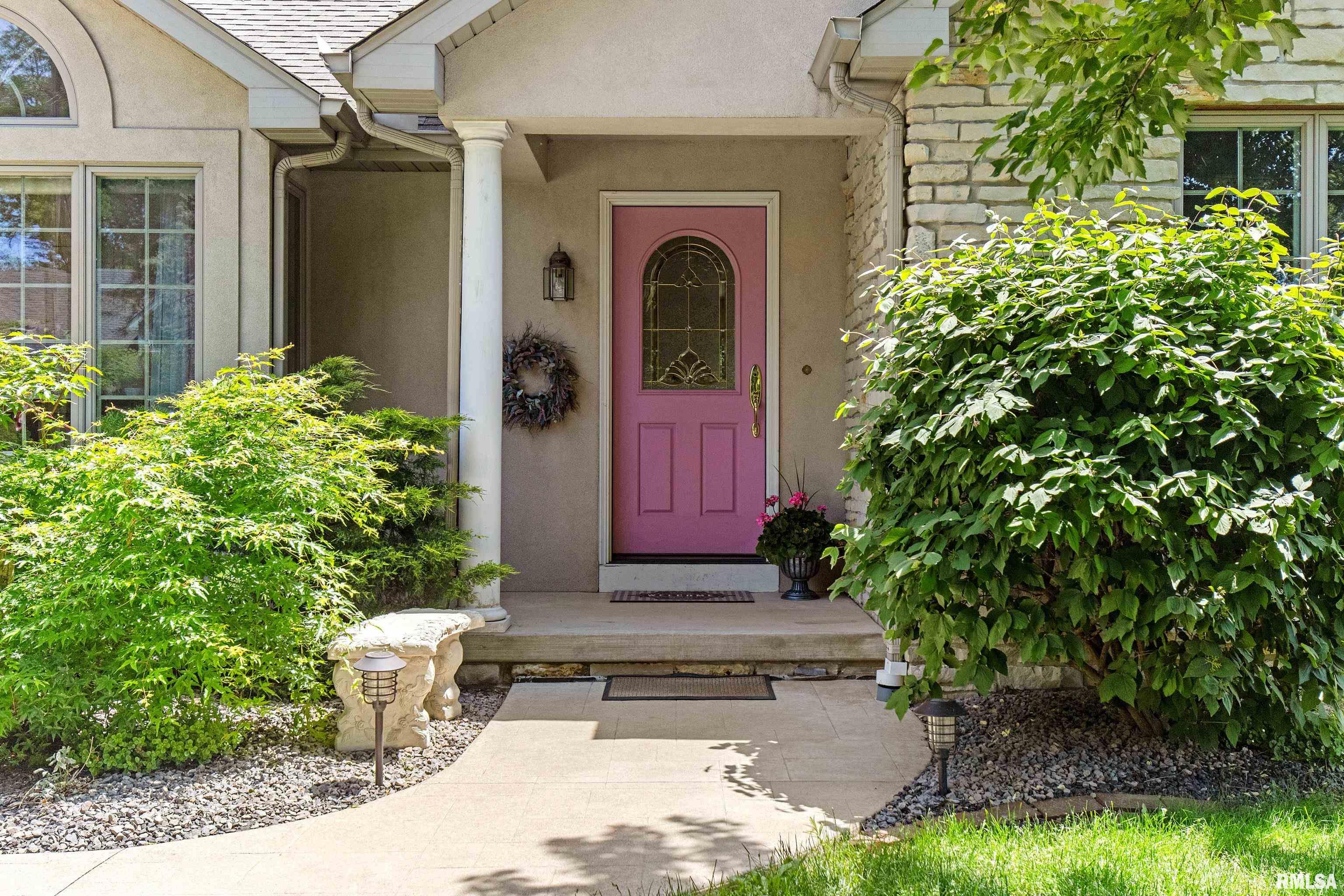6012 North Wickwood Road Peoria, IL 61614 - Photo 7 of 50