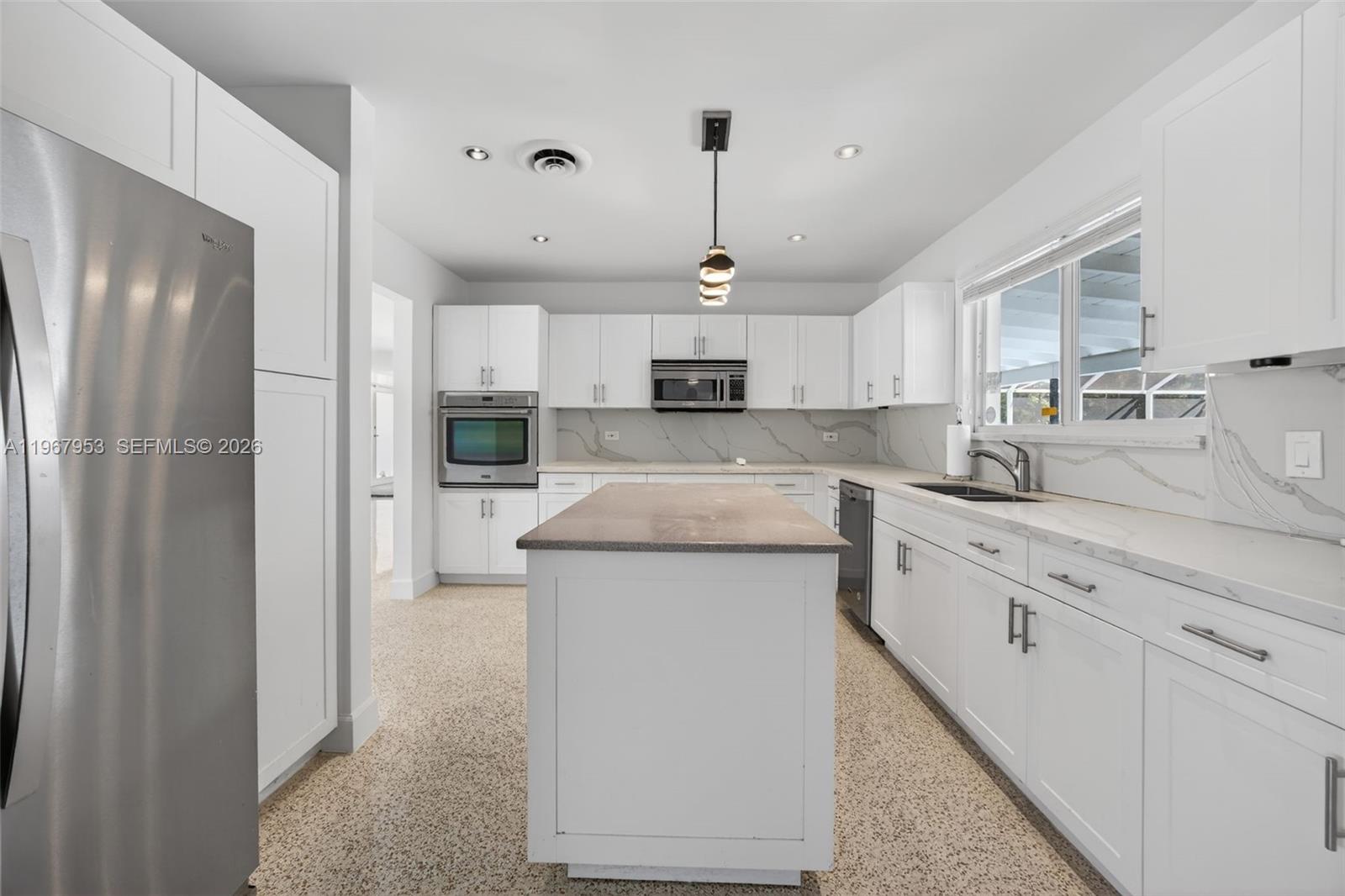 7280 Southwest 128th Street Pinecrest, FL 33156 - Photo 17 of 57