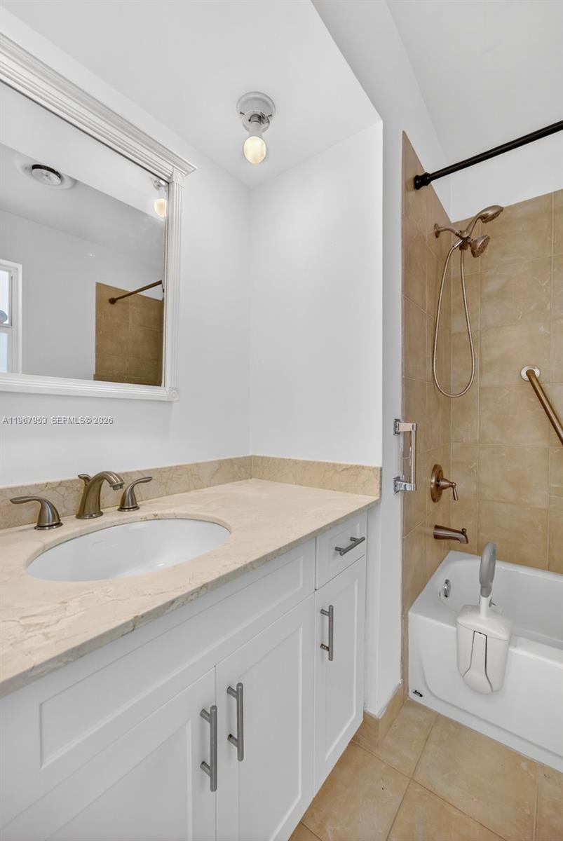 7280 Southwest 128th Street Pinecrest, FL 33156 - Photo 40 of 57