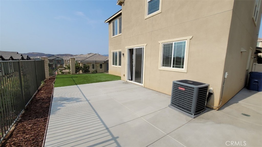22056 Windham Way Saugus, CA 91350 - Photo 31 of 35 a view of outdoor space yard and patio