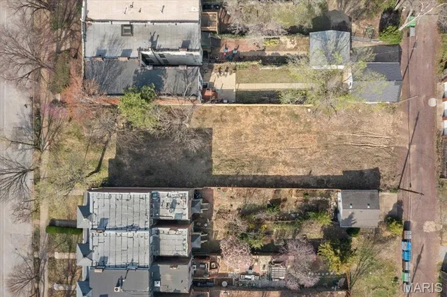 $200,000 | 4143 Laclede Avenue, St. Louis, MO 63108