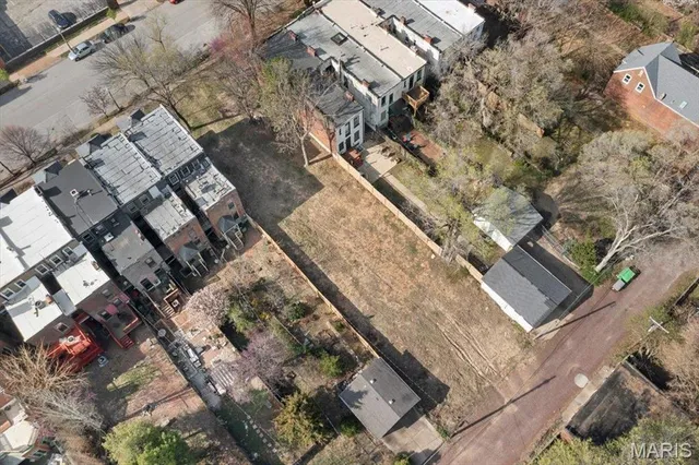 $200,000 | 4143 Laclede Avenue, St. Louis, MO 63108