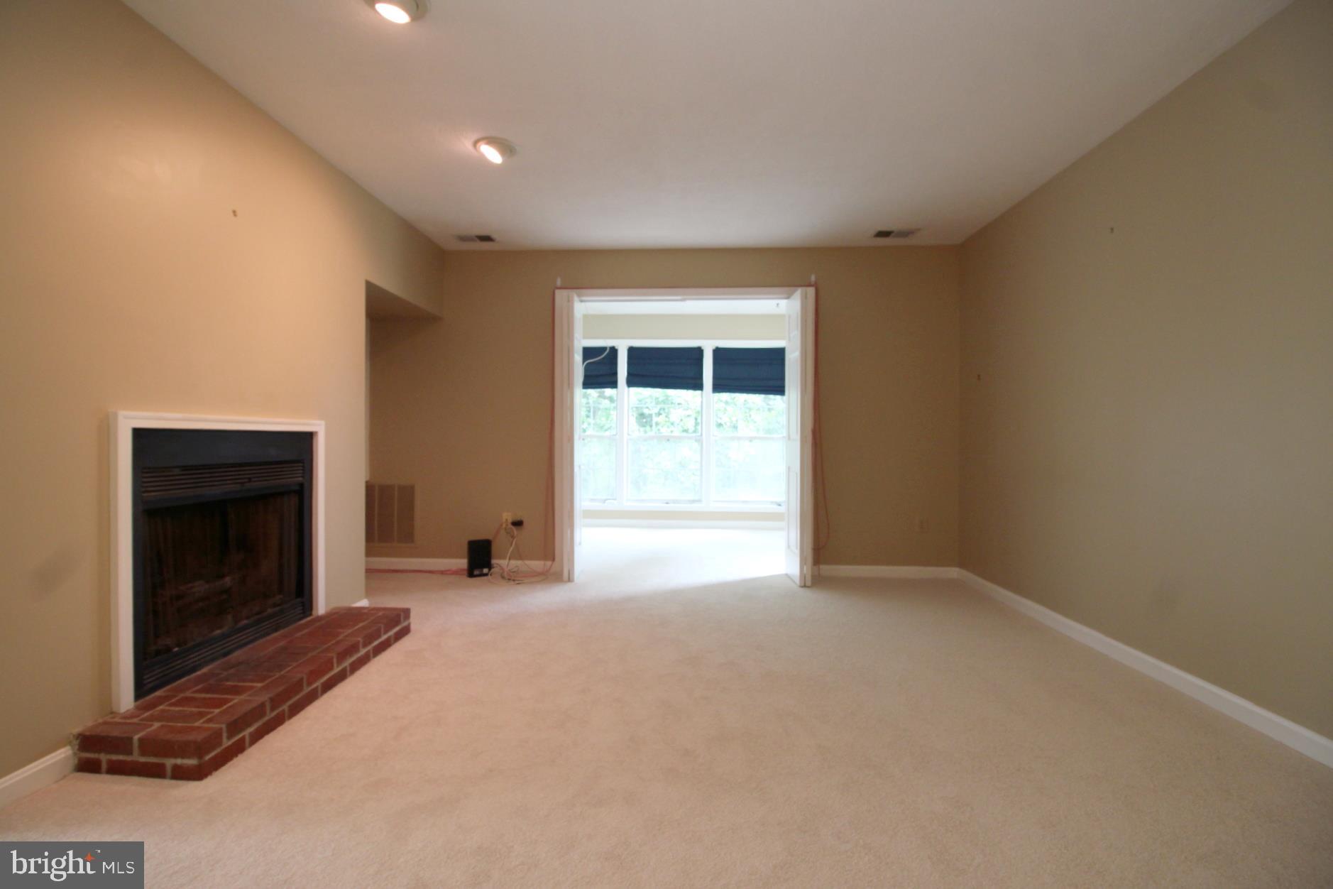 10118 Oakton Terrace Road, Unit 10118 Oakton, VA 22124 - Photo 13 of 27