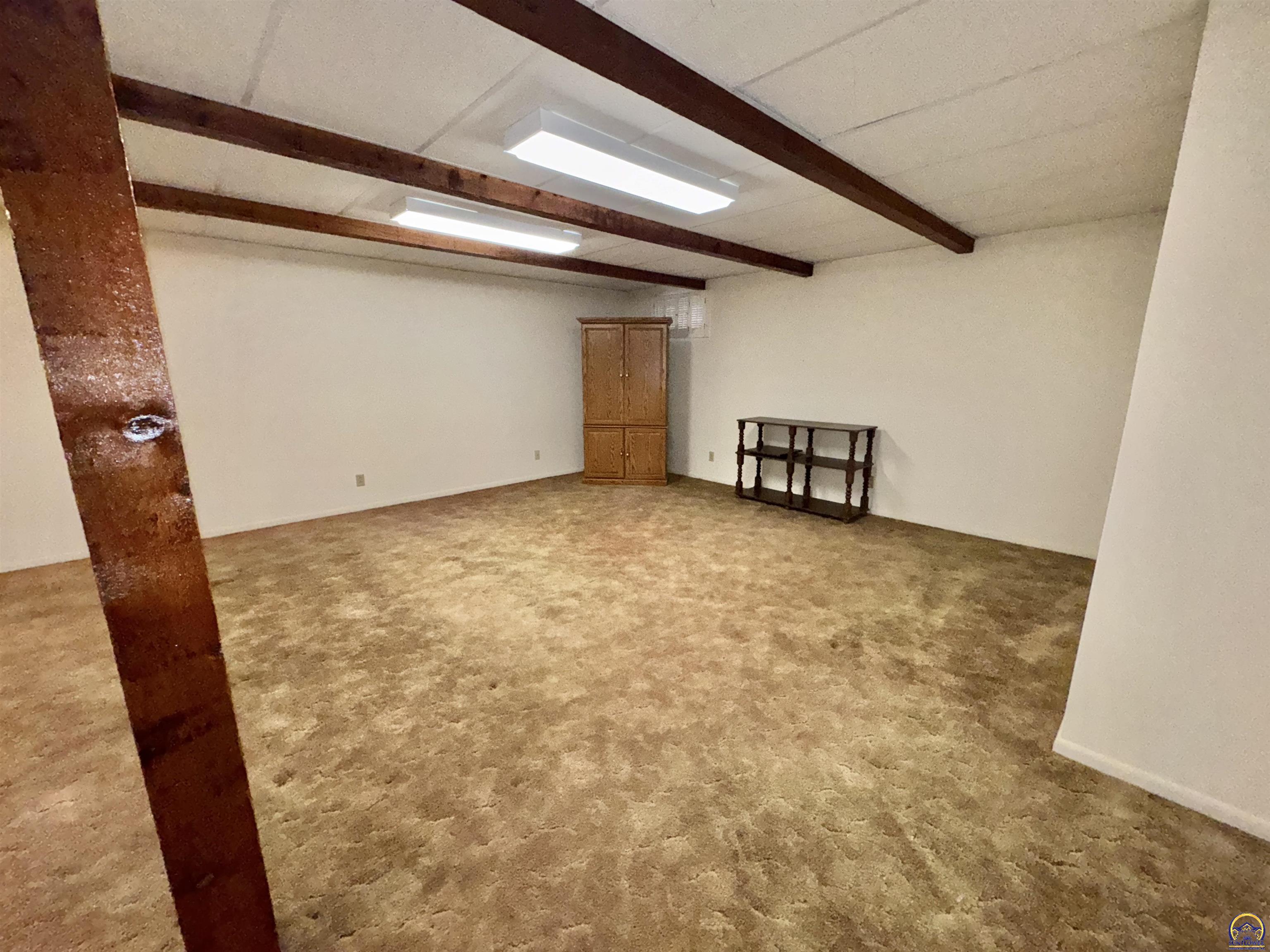 1038 Southwest Randolph Avenue Topeka, KS 66604 - Photo 14 of 25