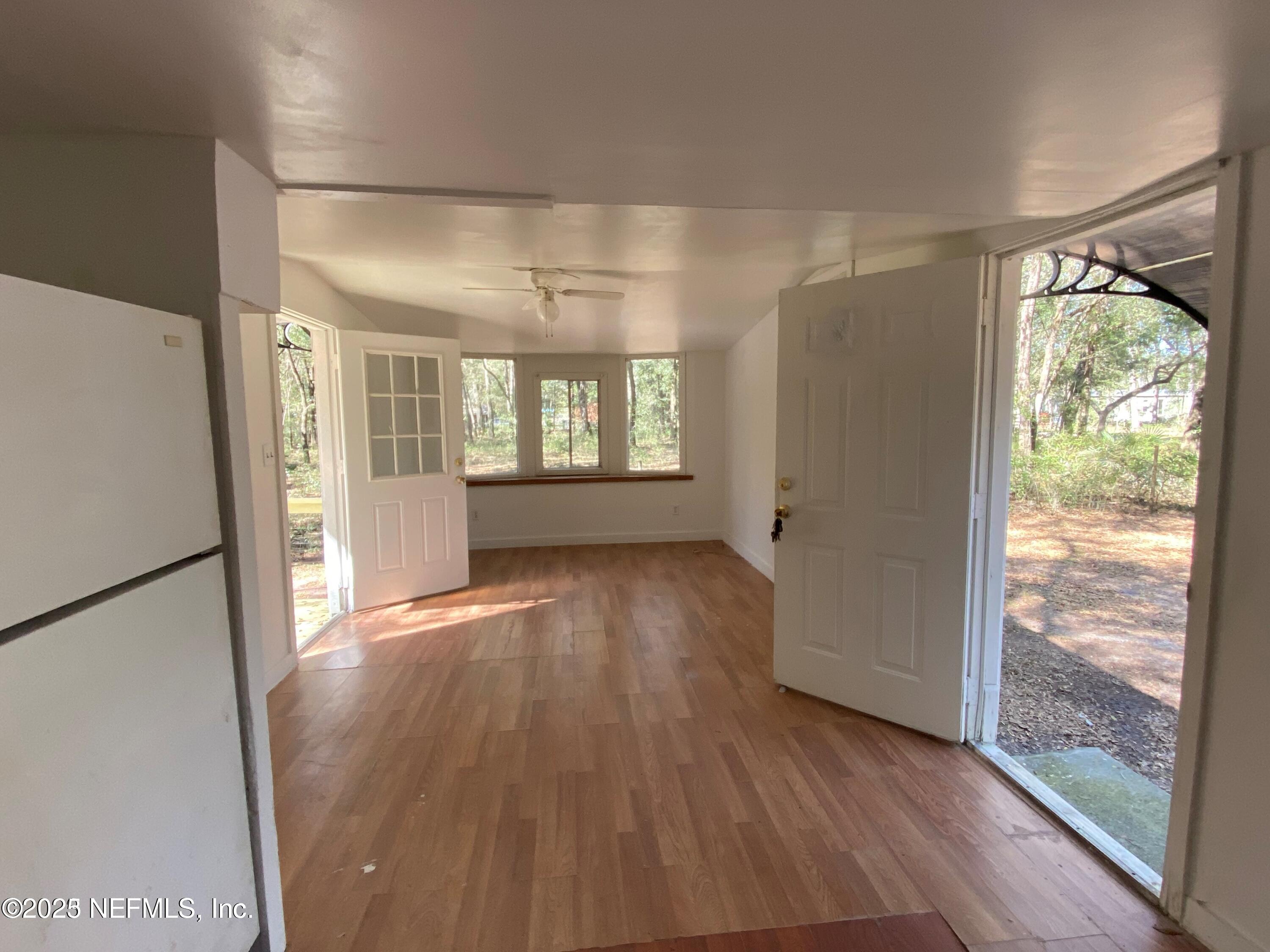 125 Compton Street Interlachen, FL 32148 - Photo 2 of 8 20230712184416628570000000-o