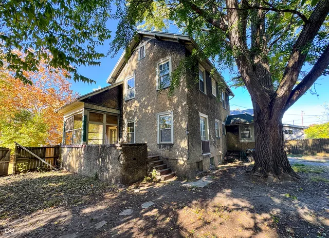 $120,500 | 1120 South 5th Street, Terre Haute, IN 47802