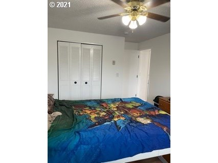 2559 Ridgeway Drive Reedsport, OR 97467 - Photo 18 of 30 Bedroom