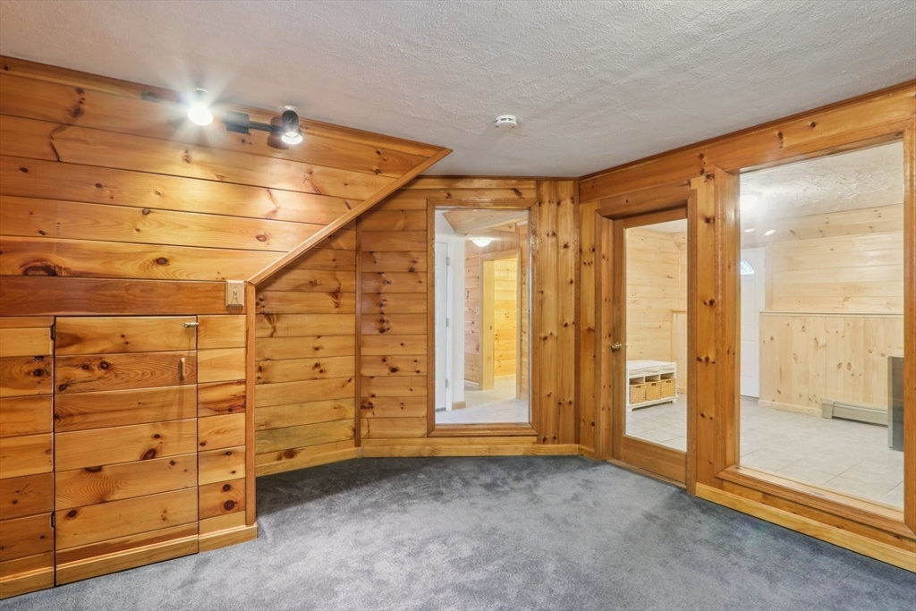 196 Hudson Road Stow, MA 01775 - Photo 26 of 31